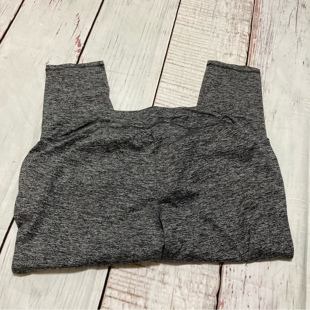 LIVI ACTIVE leggings grey size 26/28 EUC - Picture 4 of 9